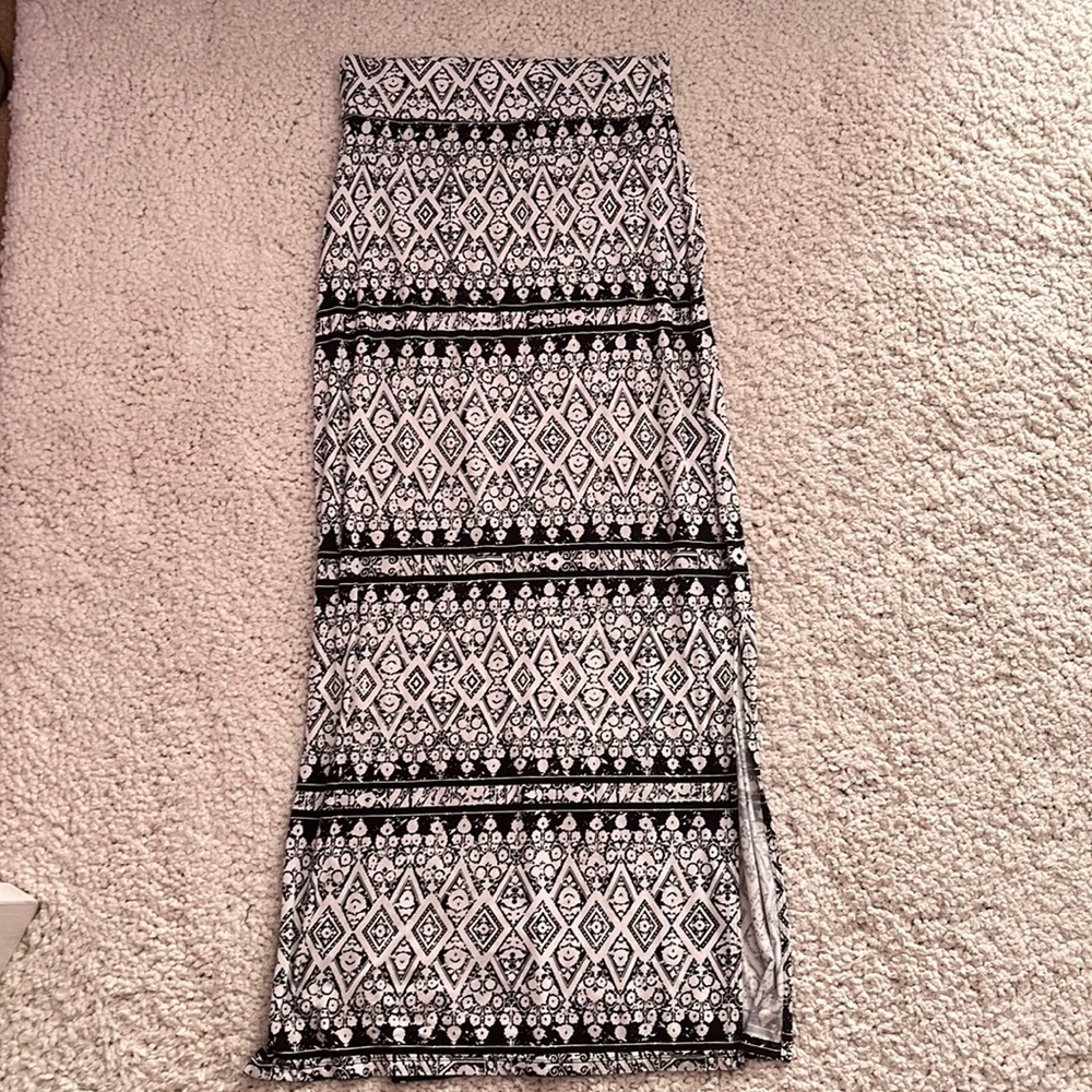 A.n.a Maxi Skirt